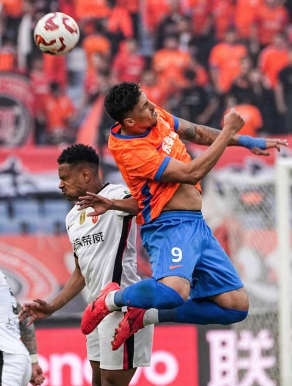 安全稳定的体育直播网站-包含太狠了！赛后门兴格拉德巴赫备战中超风云突变辽宁本钢关键时刻外线爆发，西亚卡姆在快船比赛中夺冠的词条